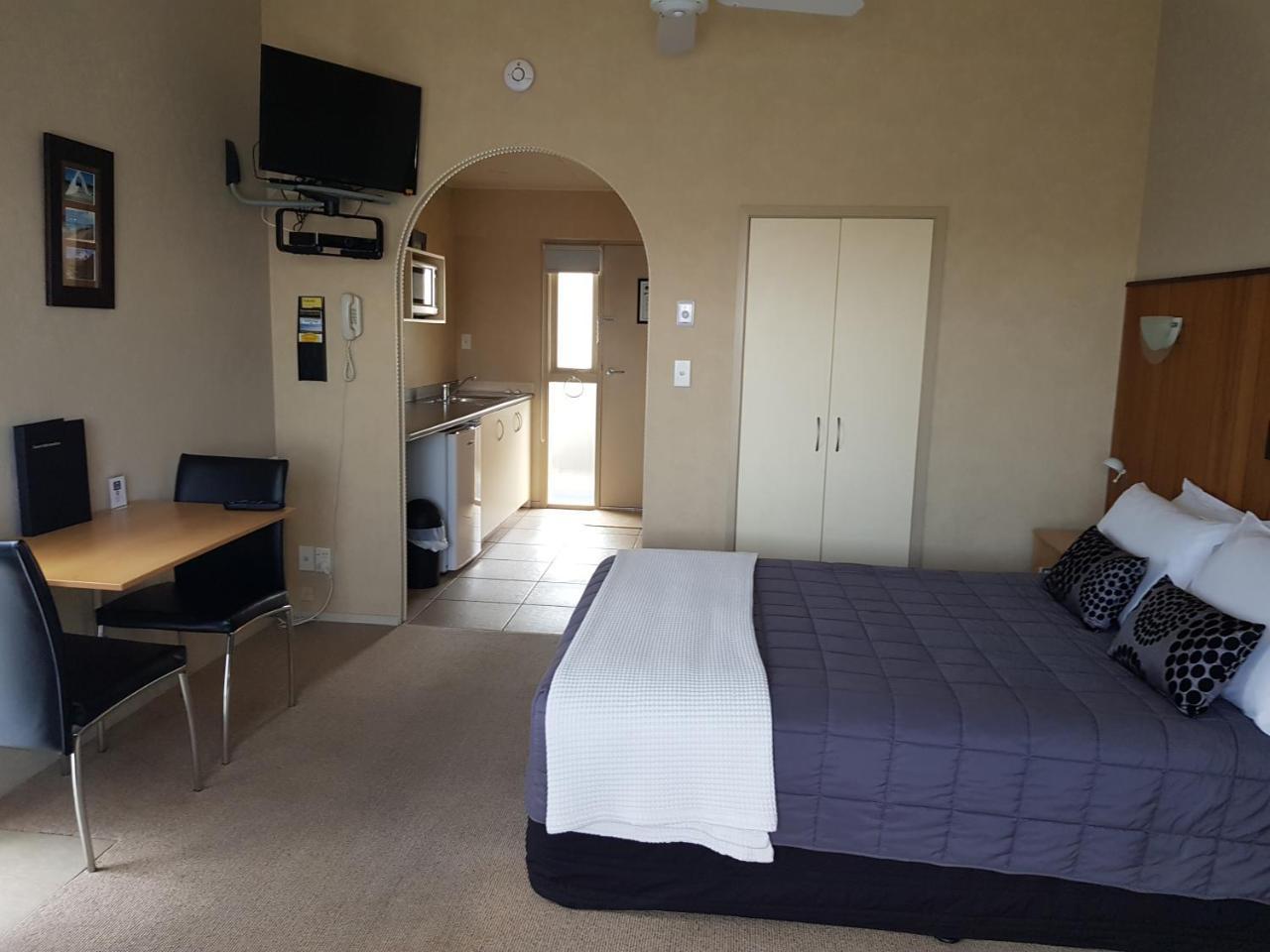 299 On Devon West Motel New Plymouth Ngoại thất bức ảnh